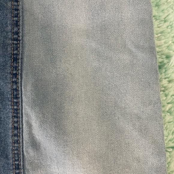 💙PATCHWORK JEANS💙 - Picture 4 of 4